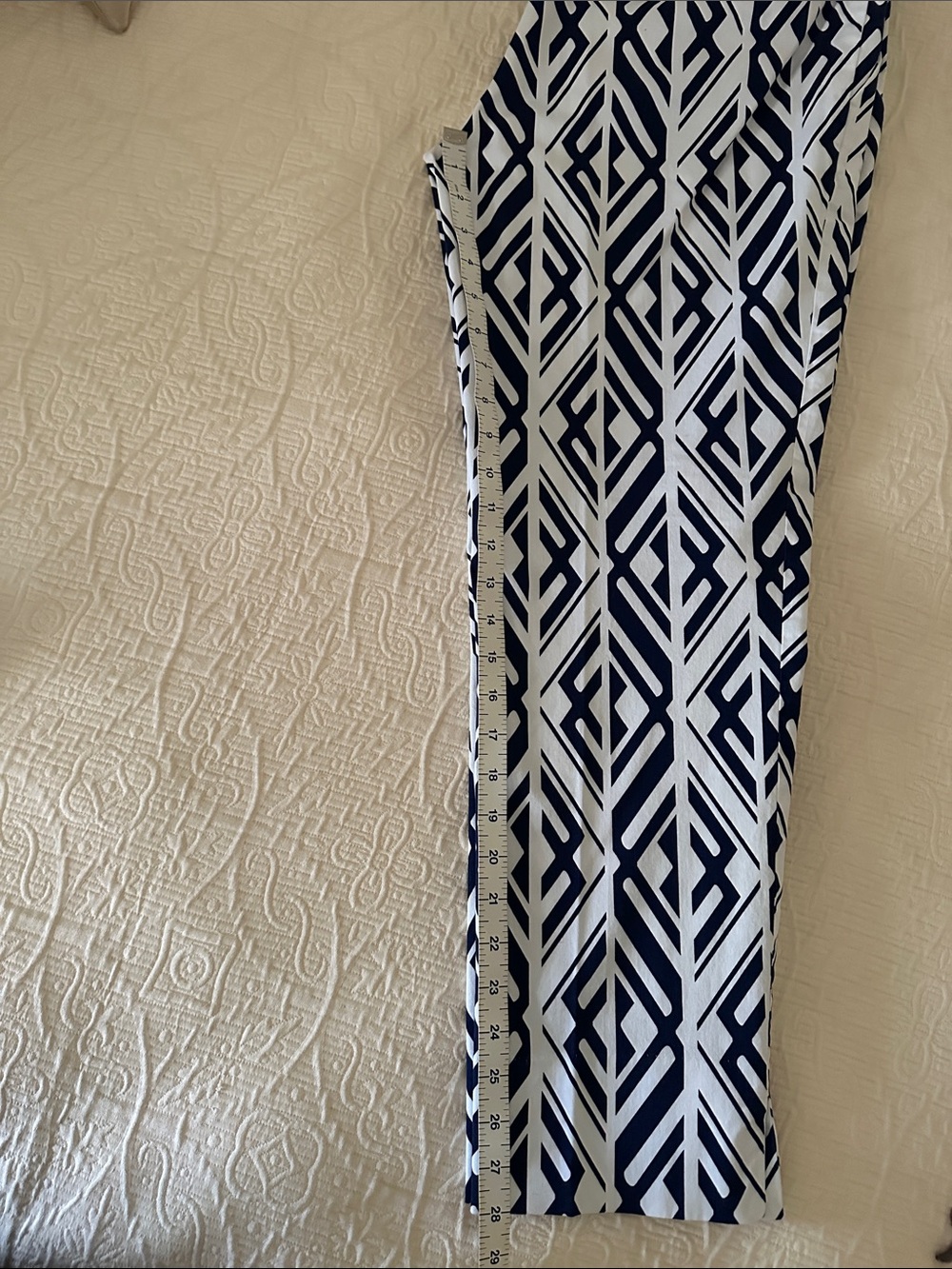 Banana Republic Navy and White Geometric Trousers - Picture 7 of 10